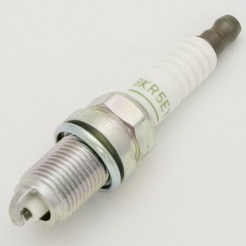 Свеча зажигания NGK Standard с никелевым электродом, арт. BKR5EY
Свеча зажигания NGK Standard с никелевым электродом, арт. BKR5EY