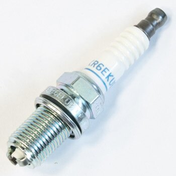 Свеча зажигания NGK Standard с никелевым электродом, арт. BKR6EKUB
Свеча зажигания NGK Standard с никелевым электродом, арт. BKR6EKUB