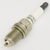 Свеча зажигания Denso Standard с никелевым электродом, арт. K16PR-U11 Свеча зажигания Denso Standard с никелевым электродом, арт. K16PR-U11