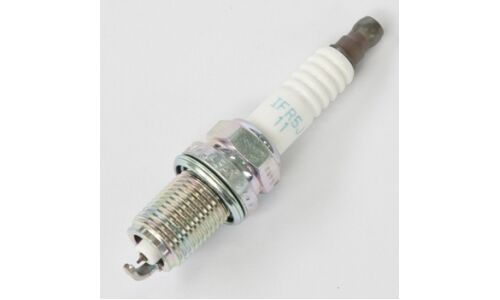 Свеча зажигания SUZUKI // IFR5 J11 (74 18)