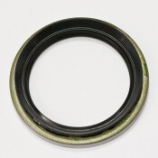 Сальник ступицы 