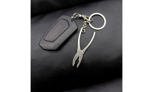 Брелок на ключи серии «Инструмент» (пассатижи)