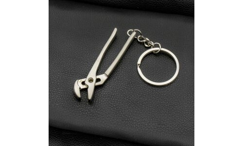 Брелок на ключи серии «Инструмент» (пассатижи переставные)