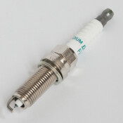 Свеча зажигания Denso Iridium с иридиевым электродом и платиновым заземлением, арт. FXE20HR11