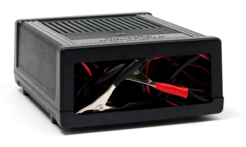 Устройство зарядное Вымпел-15, автоматический режим, с защитой от короткого замыкания, 12В, до 100Ач, ток заряда до 7А, для WET, EFB, арт. 2054