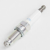 Свеча зажигания NGK Laser Iridium двойная с иридиевым электродом, арт. IZKR7B