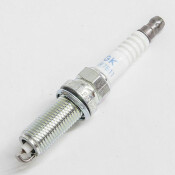 Свеча зажигания NGK Laser Iridium двойная с иридиевым электродом и удлиненной резьбой, арт. ILKAR7B11 Свеча зажигания NGK Laser Iridium двойная с иридиевым электродом и удлиненной резьбой, арт. ILKAR7B11