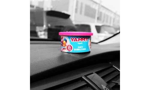 Ароматизатор на торпедо Yammy Bubble Gum (Бабл Гам), с растительным наполнителем, баночка 42г, арт. D020