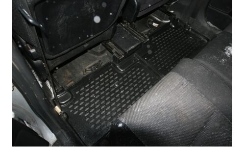 Коврики модельные Autofamily Element 3D для Toyota Wish 2003-2009 (правый руль), для переднего и заднего ряда, полиуретан, черный цвет, 5шт