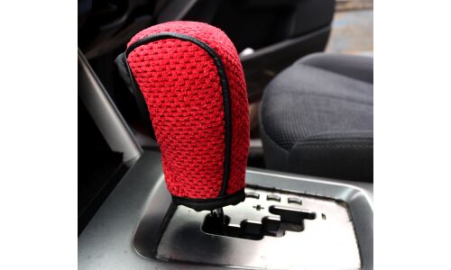 Чехол на ручку КПП, чёрная кожаная окантовка, вставки из красного флиса