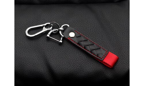 Брелок на ключи карабин с кожаным ремешком и красной ткан вставкой (с отверткой в комплекте)