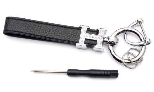 Брелок на ключи с кожаным черным ремешком и  буквой "Н" со стразами (с отверткой в комплекте)