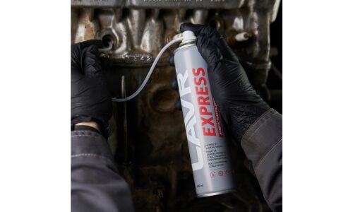 Раскоксовыватель Lavr Express Engine Carbon Cleaner, для бензиновых и дизельных двигателей, без замены масла, аэрозоль 400мл (+трубка), арт. Ln2511