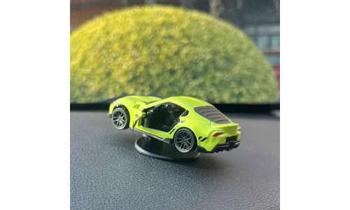 Игрушка на приборную панель «Toyota Supra», желтый