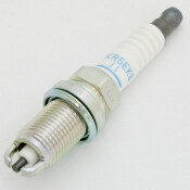 Свеча зажигания NGK Standard с никелевым электродом, арт. BKR5EKB-11 Свеча зажигания NGK Standard с никелевым электродом, арт. BKR5EKB-11