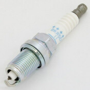 Свеча зажигания NGK Laser Platinum с платиновым электродом, арт. BKR5EP-11