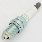 Свеча зажигания NGK Standard с никелевым электродом, арт. BKR5EYA