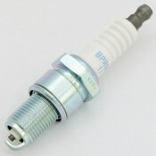 Свеча зажигания NGK Standard с никелевым электродом, арт. BPR6ES-11