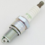 Свеча зажигания NGK Standard с никелевым электродом, арт. BPR6EY-11