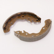 Колодки тормозные барабанные Hong Sung Gold, комплект на ось (4 шт), арт. HS0004