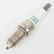 Свеча зажигания Toyota с иридиевым электродом, арт. SK16HR11 / ILFR5T11 Свеча зажигания Toyota с иридиевым электродом, арт. SK16HR11 / ILFR5T11