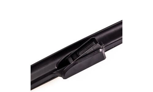 Щетка стеклоочистителя Masuma 550мм (22") гибридная, всесезонная, боковое крепление J-Hook, 1 шт, арт. MU-22h