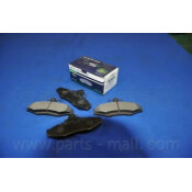 Колодки тормозные дисковые Parts-Mall, задние, комплект на ось (4 шт), арт. PKC-010