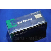 Колодки тормозные дисковые Parts-Mall, передние, комплект на ось (4 шт), арт. PKA-021