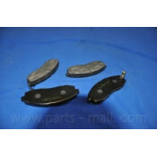 Колодки тормозные дисковые Parts-Mall, передние, комплект на ось (4 шт), арт. PKA-007