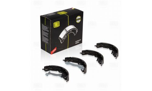 Колодки тормозные барабанные Trialli, комплект на ось (4 шт), арт. GF 0852