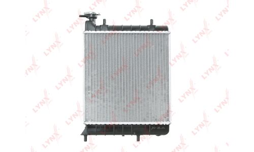 Радиатор охлаждения двигателя LYNXauto, паяный, арт. RB-1046