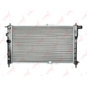 Радиатор охлаждения двигателя LYNXauto, арт. RM-1028