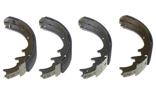 Колодки тормозные барабанные Brembo, комплект на ось (4 шт), арт. S 24 554