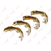 Колодки тормозные барабанные LYNXauto, комплект на ось (4 шт), арт. BS-7530