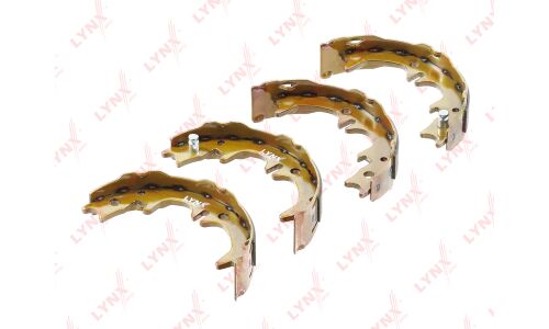 Колодки тормозные барабанные LYNXauto, комплект на ось (4 шт), арт. BS-7530