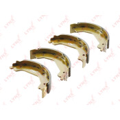 Колодки тормозные барабанные LYNXauto, комплект на ось (4 шт), арт. BS-4404