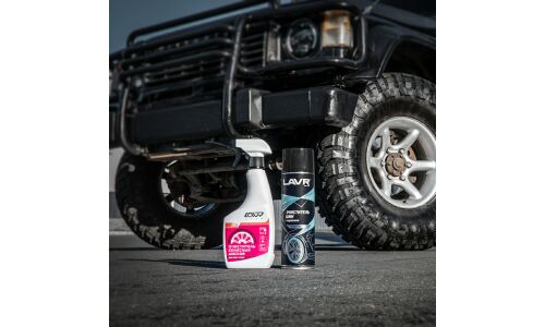 Очиститель шин Lavr Tire Cleaner, пенный, с эффектом чернителя и водоотталкивающими свойствами, аэрозоль 650мл, арт. Ln1443