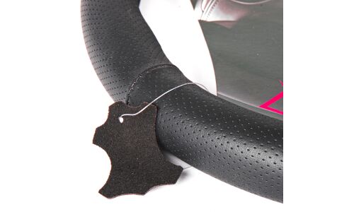 Оплетка на руль (M 38 см , иск. кожа PU) черная с перфорацией ARNEZI, арт. A0501035