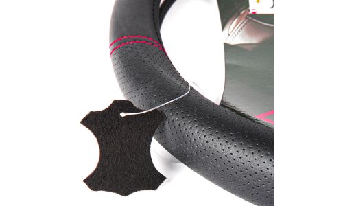 Оплетка на руль (M 38 см , иск. кожа PU) черная с перфорацией ARNEZI, арт. A0501041