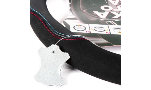 Оплетка на руль (M 38 см , иск. кожа PU, Софт тач) черная ARNEZI, арт. A0501038