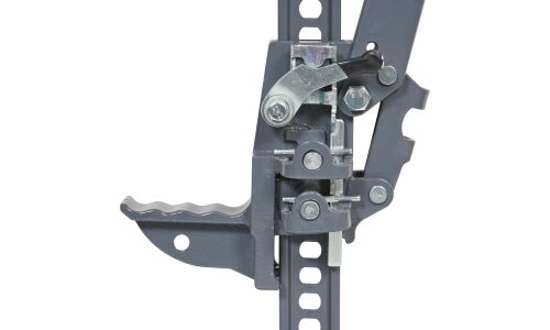 Домкрат рычажный реечный Airline, 3000кг, подъём 110–675мм, арт. AJ-FR-33S