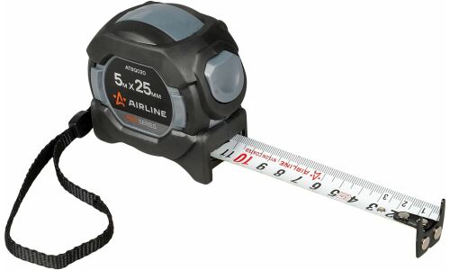 Рулетка в прорезиненном корпусе 5мх25мм PRO, автостоп, дв.магнит.зацеп, нейлон.двуст.шкала AIRLINE, арт. ATBQ020