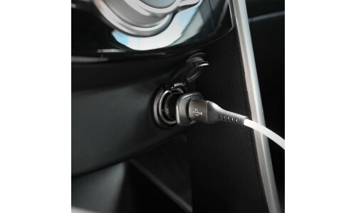 Адаптер автомобильный компактный 1xUSB QC 3.0, 12/24В AIRLINE, арт. AEAK018