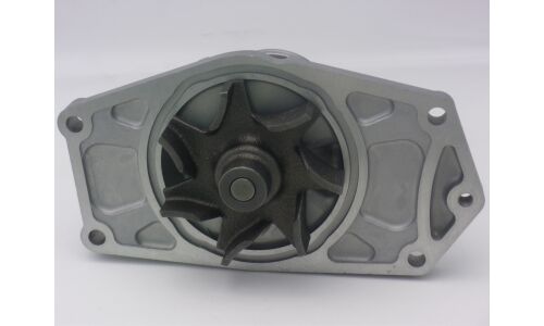 Водяной насос (помпа) системы охлаждения GMB, для двигателей 4D33 / 4D35 / 4D36 / 4D34, арт. GWM-65A