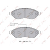 Колодки тормозные дисковые LYNXauto передние, комплект на ось (4 шт), арт. BD-2828