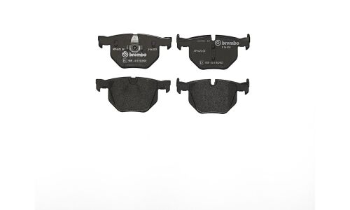 Колодки тормозные дисковые Brembo, комплект на ось (4 шт), арт. P06033