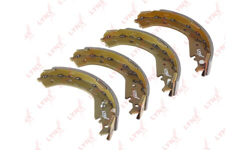 Колодки тормозные барабанные LYNXauto, комплект на ось (4 шт), арт. BS-7524