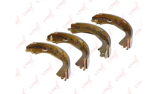 Колодки тормозные барабанные LYNXauto, комплект на ось (4 шт), арт. BS-7517