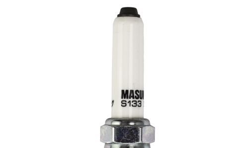 Свеча зажигания Masuma Iridium+Platinum с иридиевым/платиновым электродом, арт. S133IP