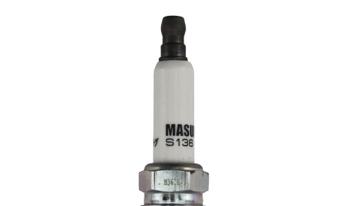 Свеча зажигания Masuma Iridium+Platinum с иридиевым/платиновым электродом, арт. S136IP